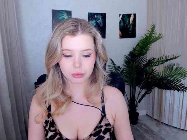 GlamorousGirl webcam