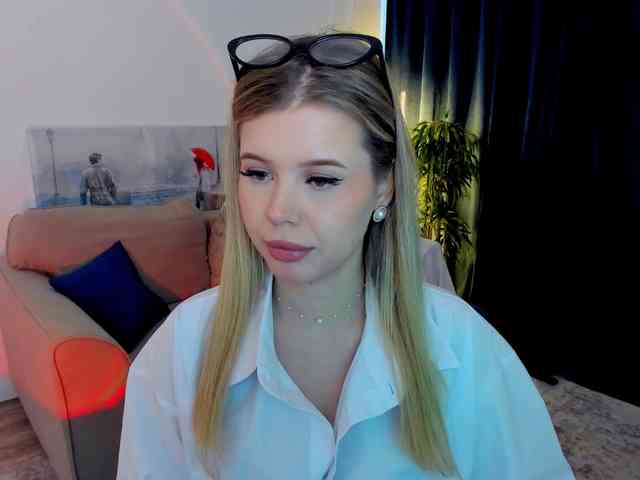GlamorousGirl webcam