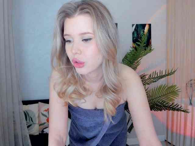 GlamorousGirl webcam