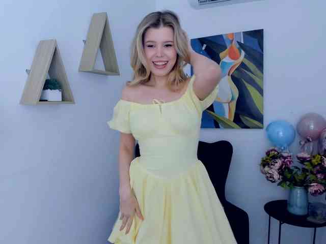 GlamorousGirl webcam