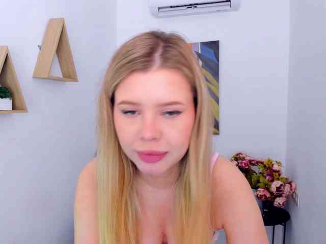 GlamorousGirl webcam