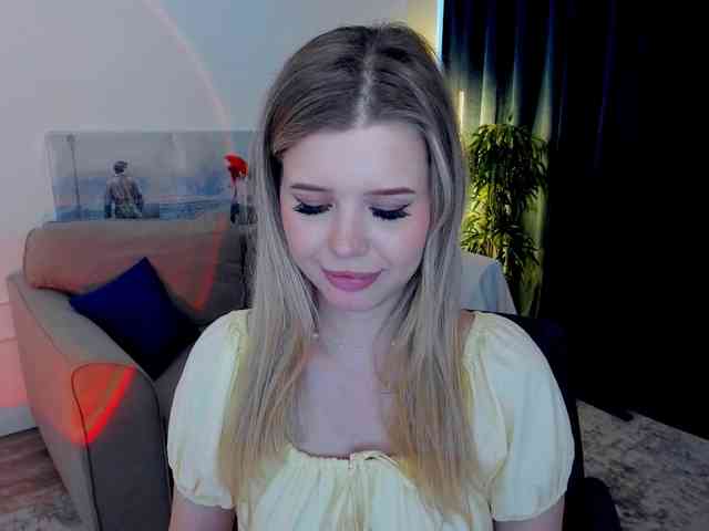 GlamorousGirl webcam