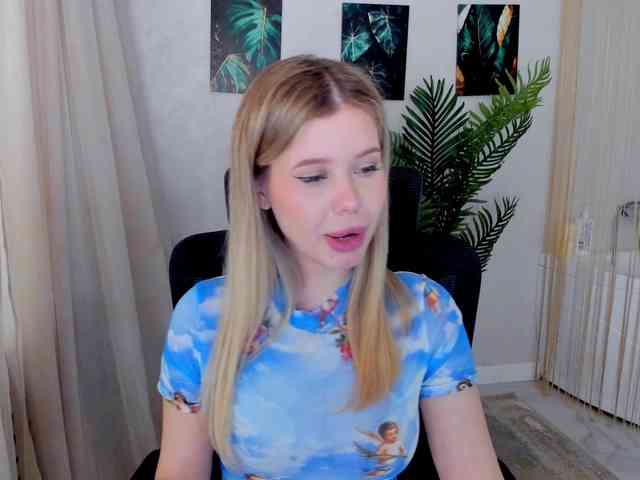 GlamorousGirl webcam