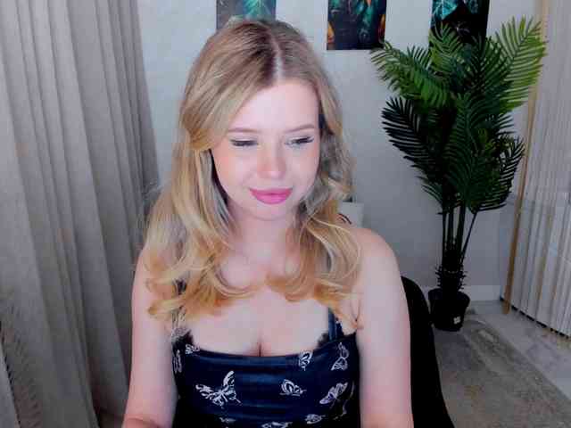 GlamorousGirl webcam