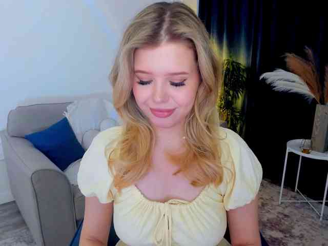 GlamorousGirl webcam