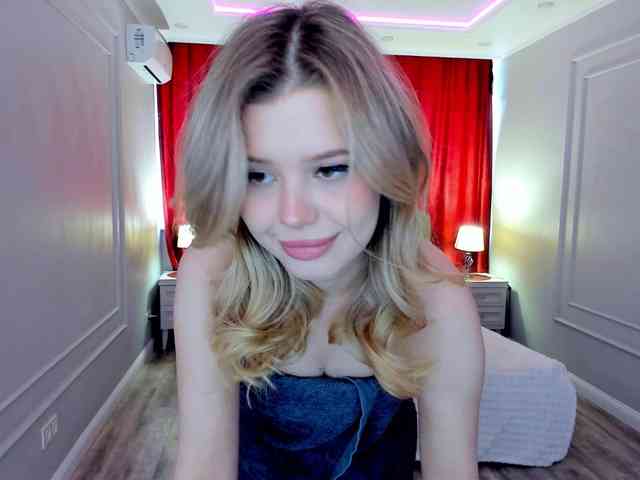 GlamorousGirl webcam