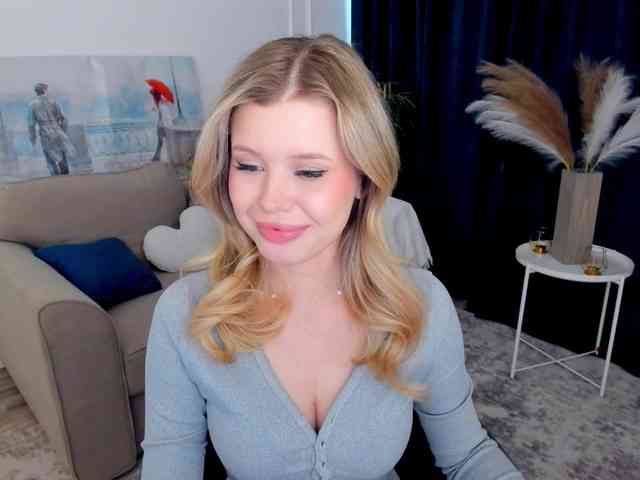 GlamorousGirl webcam