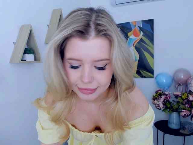 GlamorousGirl webcam