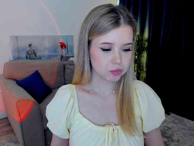 GlamorousGirl webcam
