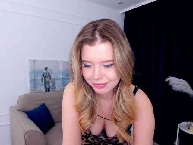 GlamorousGirl webcam