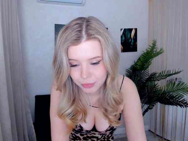 GlamorousGirl webcam