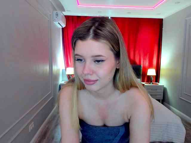 GlamorousGirl webcam