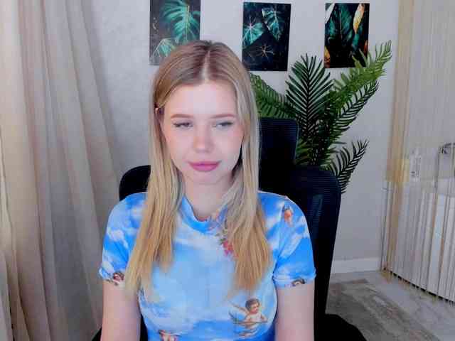 GlamorousGirl webcam