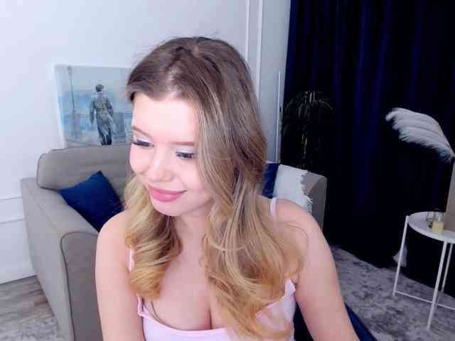 GlamorousGirl webcam