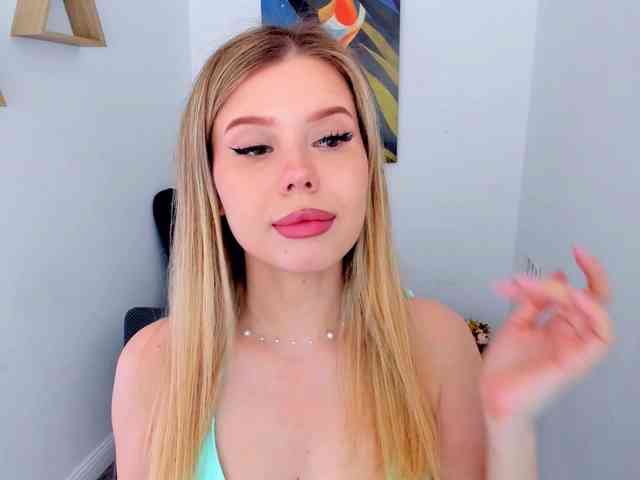 GlamorousGirl GlamorousGirl