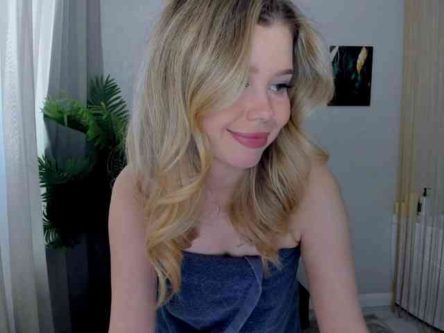 GlamorousGirl webcam