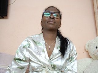 Katty-12's Live Webcam