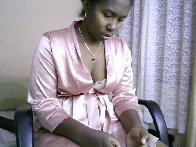 Katty-12's BongaCams show and profile