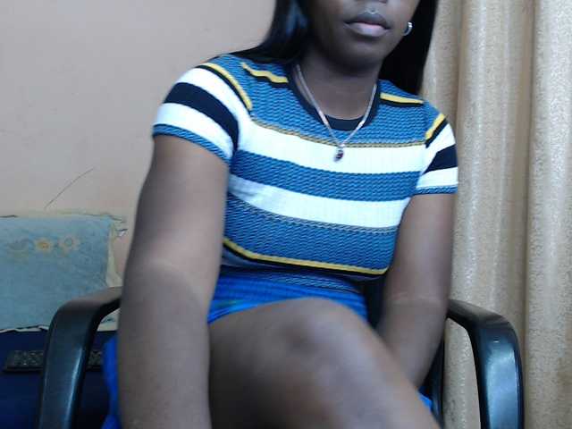 Katty-12 live cam on BongaCams