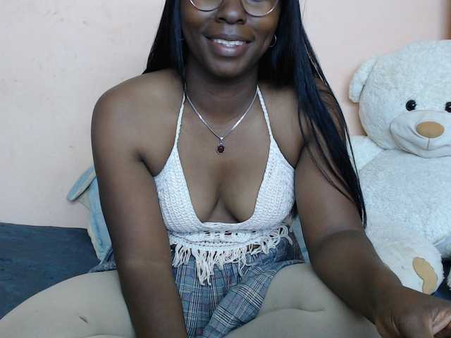 Katty-12 live webcam show