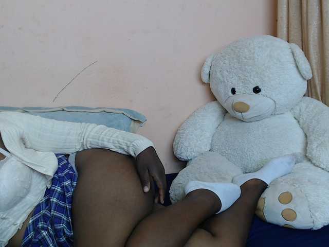 Katty-12 live webcam show