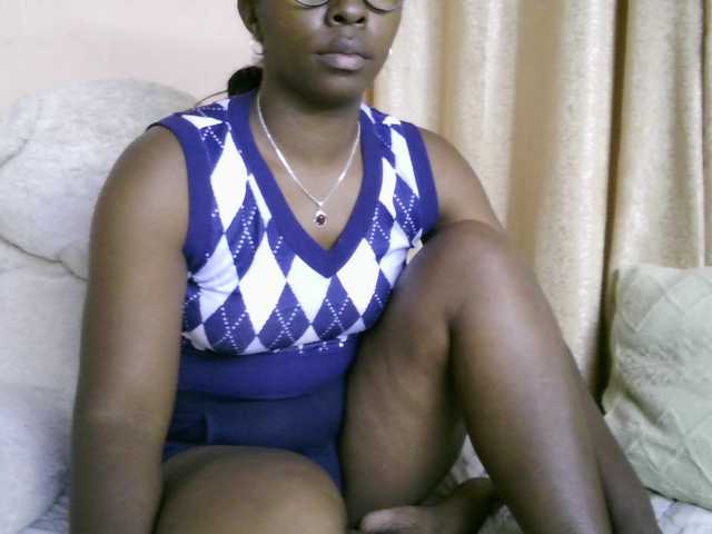 Katty-12's BongaCams show and profile