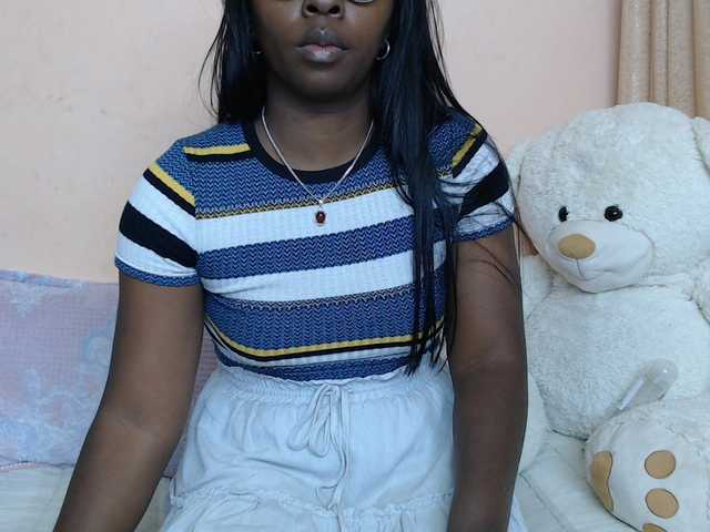 Katty-12 live cam on BongaCams