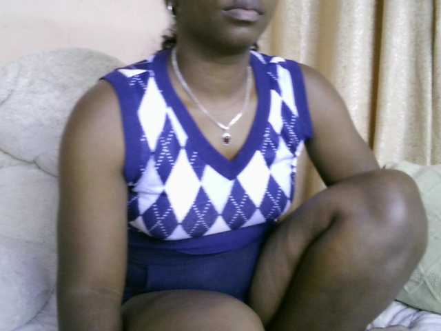 Katty-12's BongaCams show and profile