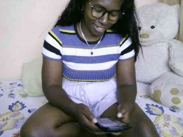 Katty-12 webcam