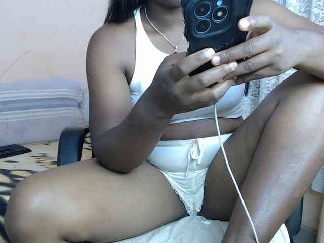Katty-12 webcam
