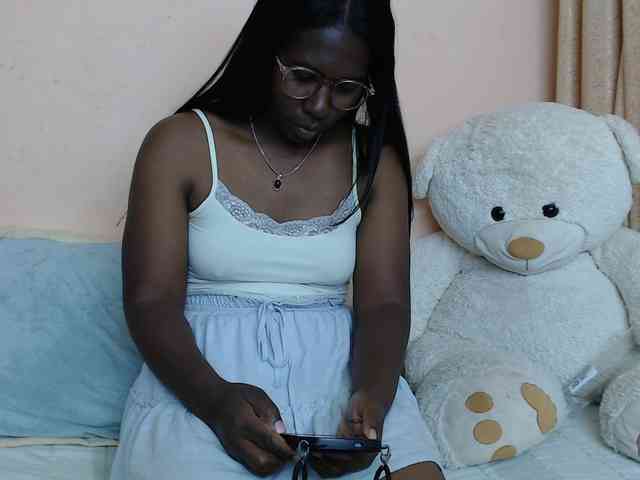 Katty-12 webcam