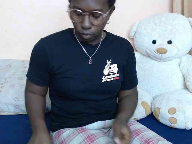 Katty-12 webcam