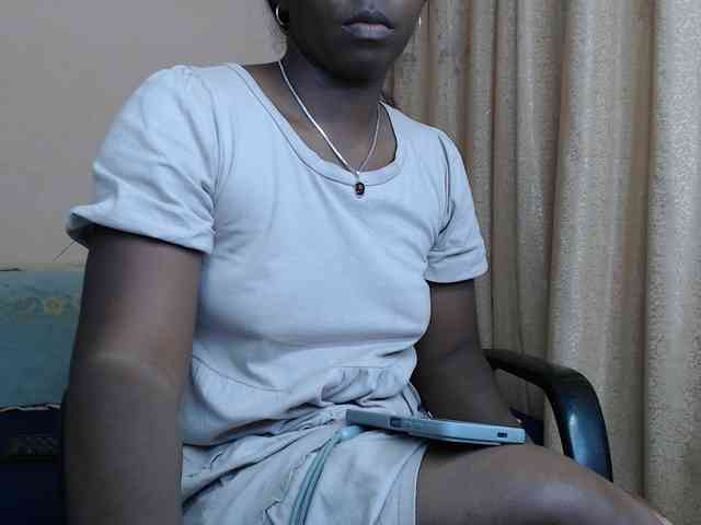 Katty-12 Live Webcam on BongaCams