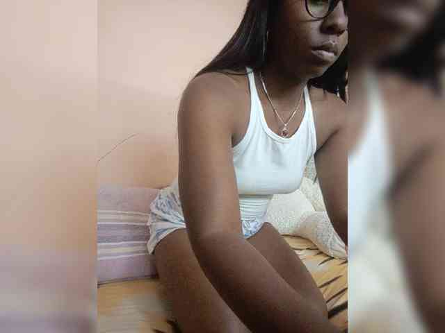 Katty-12 webcam
