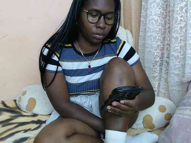 Katty-12 webcam