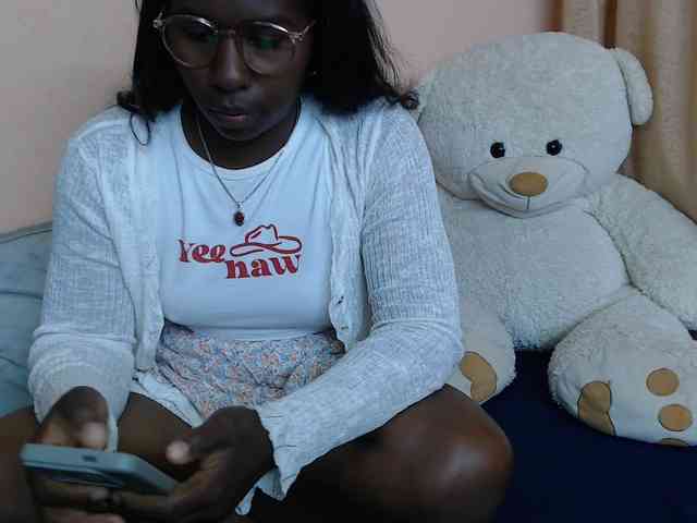 Katty-12 webcam