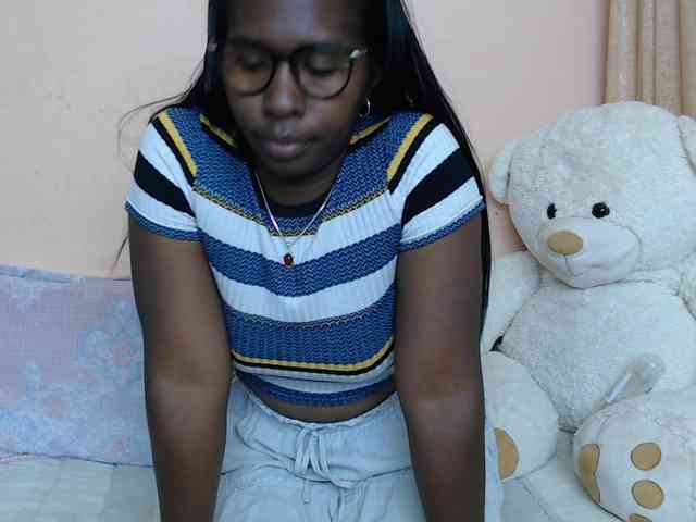 Katty-12 webcam
