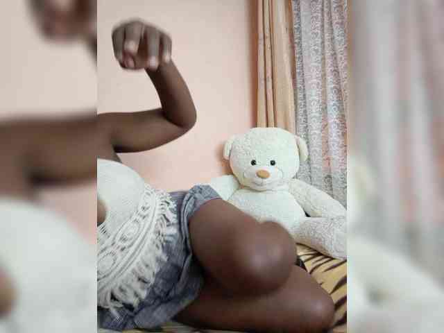 Katty-12 webcam
