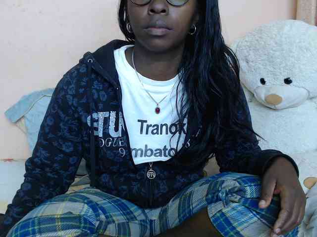 Katty-12 webcam