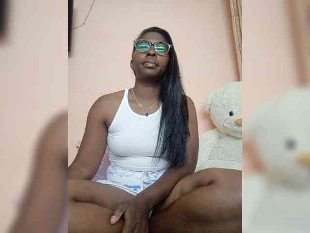 Katty-12 webcam