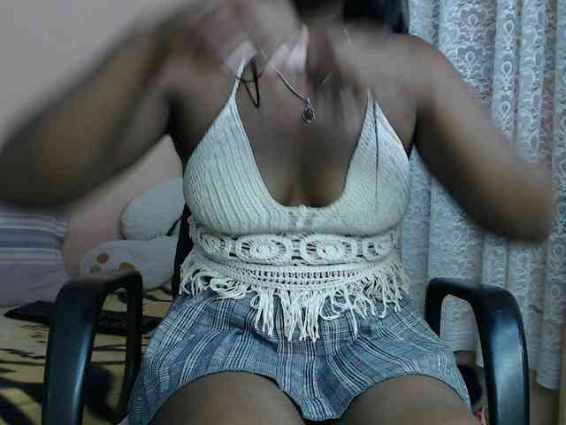 Katty-12 Live Webcam on BongaCams