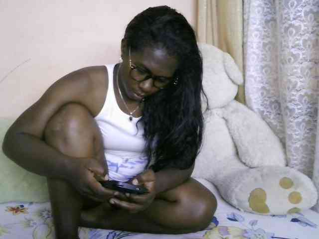 Katty-12 webcam