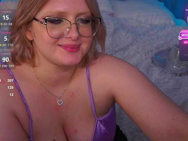 CoolTatis's BongaCams show and profile