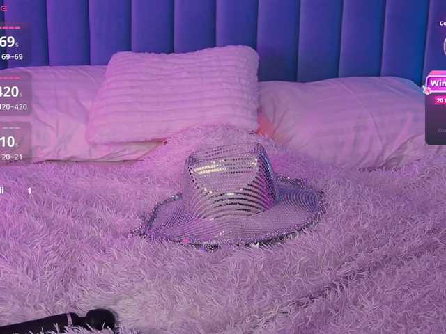 CoolTatis's BongaCams show and profile