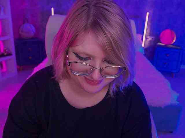 CoolTatis Live Webcam on BongaCams