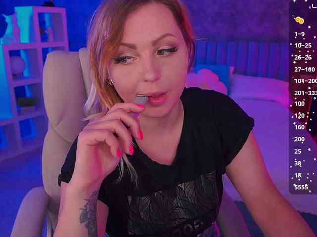 AnitaLevanta webcam
