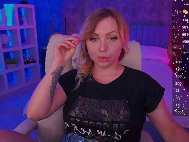 AnitaLevanta webcam