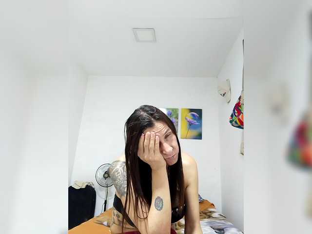 maja26 live webcam show