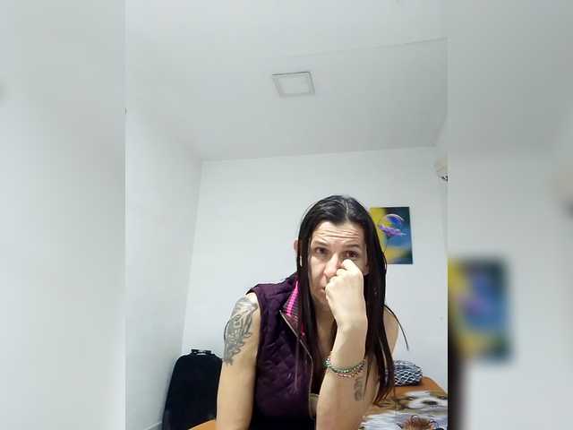 maja26 live webcam show