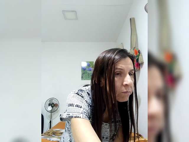 maja26 live webcam show